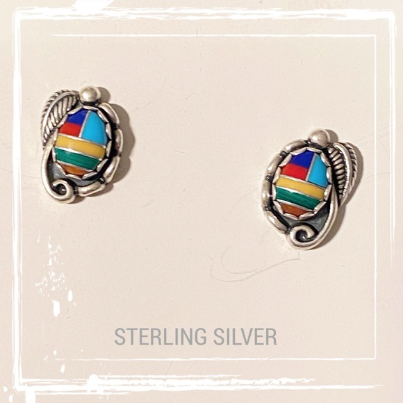 CH WHEELER MANUFACTURING CO Sterling Silver Natural Stone Inlay Post Earrings - Picture 3 of 8